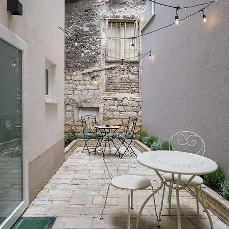 Samm Apartments Sibenik Exterior photo